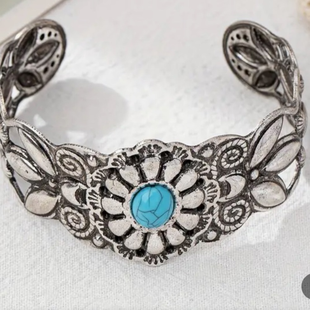 TURQUOISE Chic Embossed Boho Open Silver Wide Cuff Bracelet NIB - Picture 3 of 6
